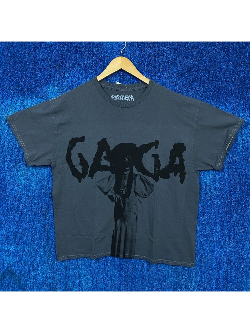Lady Gaga Mayhem Tour Gray T-shirt Size XL
